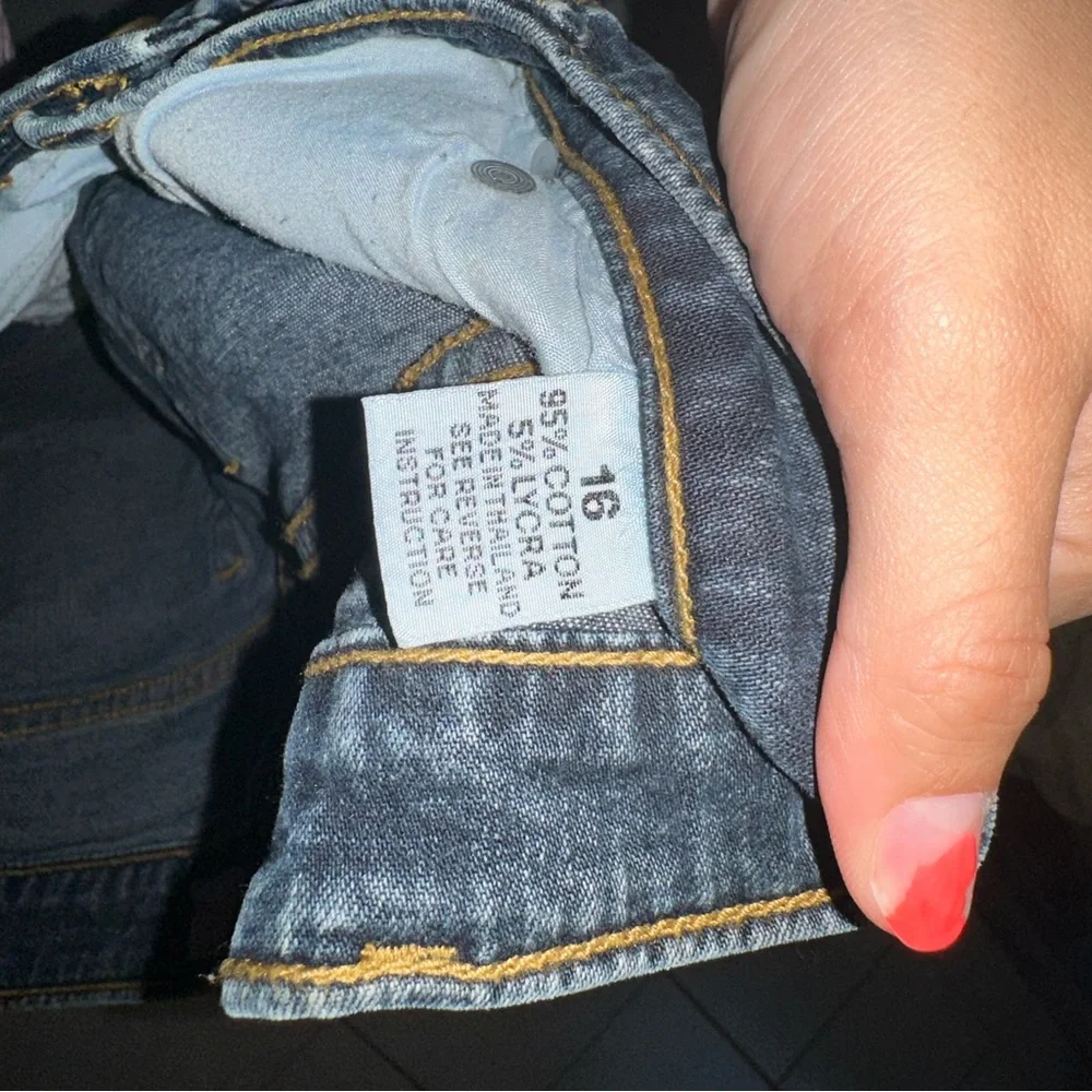 Swirl beaded jean - Picture 3 of 3